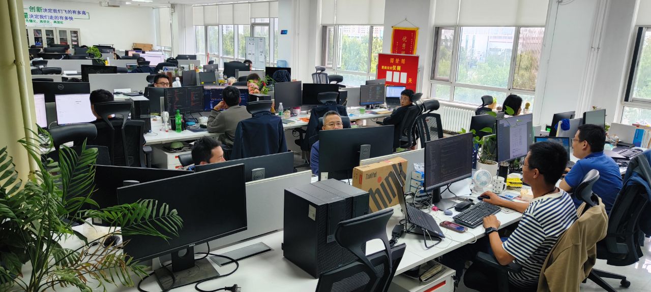 【雙節我在崗】研發一線守初心,服務保障顯擔當(圖1) IMG20231002153448.jpg